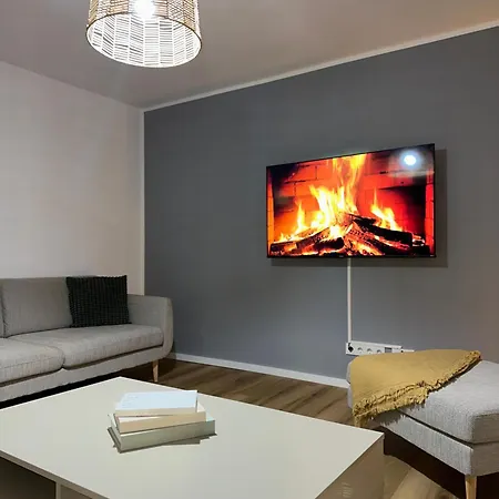 Grosszuegiges Am Limbecker Platz Mit Cafes, Anbindung & Netflix Essen