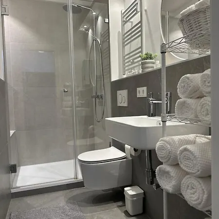 Grosszuegiges Am Limbecker Platz Mit Cafes, Anbindung & Netflix Apartmán