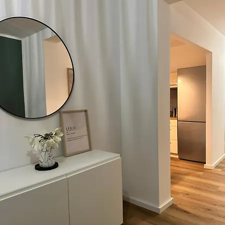 Grosszuegiges Am Limbecker Platz Mit Cafes, Anbindung & Netflix *