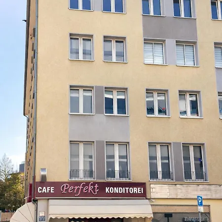 Grosszuegiges Am Limbecker Platz Mit Cafes, Anbindung & Netflix Apartment