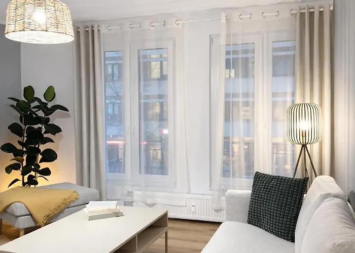 Grosszuegiges Am Limbecker Platz Mit Cafes, Anbindung & Netflix * 埃森