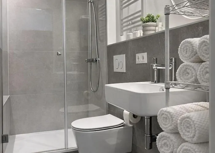 Grosszuegiges Am Limbecker Platz Mit Cafes, Anbindung & Netflix *