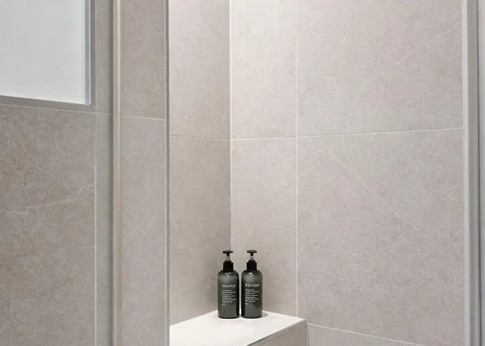 Grosszuegiges Am Limbecker Platz Mit Cafes, Anbindung & Netflix Lejlighed *