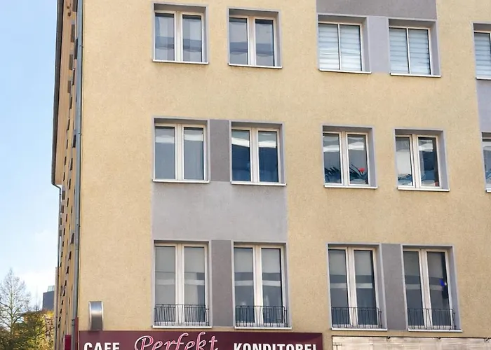 Grosszuegiges Am Limbecker Platz Mit Cafes, Anbindung & Netflix Lejlighed